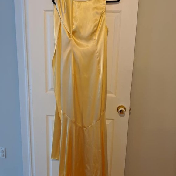 Faviana "Vintage" Satin Prom Dress - Picture 5 of 8